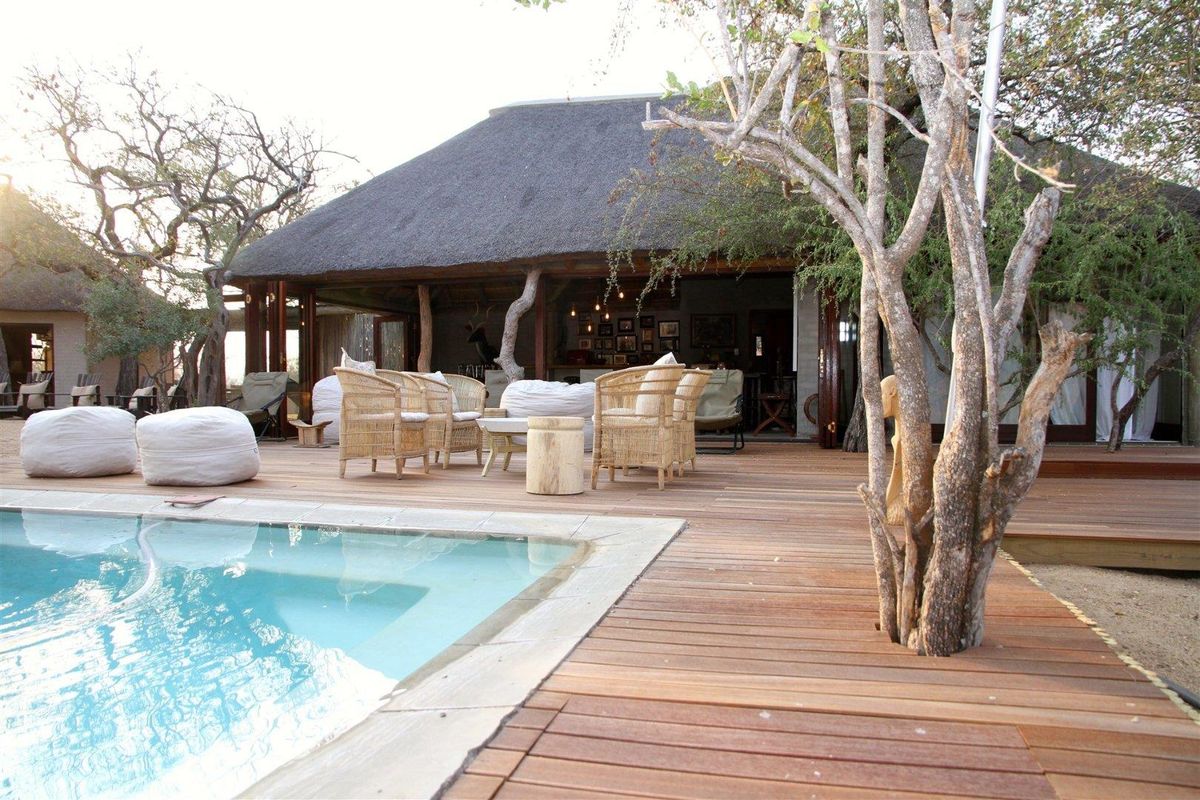 Exclusive to Century 21 Wildlife Properties, A Tranquil Bushveld Retreat near Hoedspruit - Photo 2