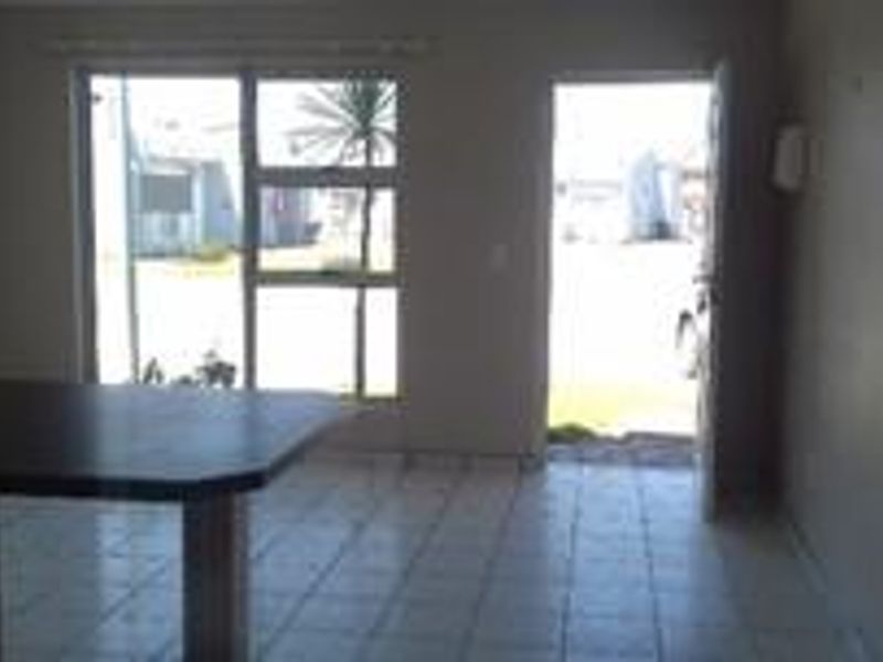 Townhouse for Sale - Pelican Village - Tamariskia - Swakopmund - Photo 5