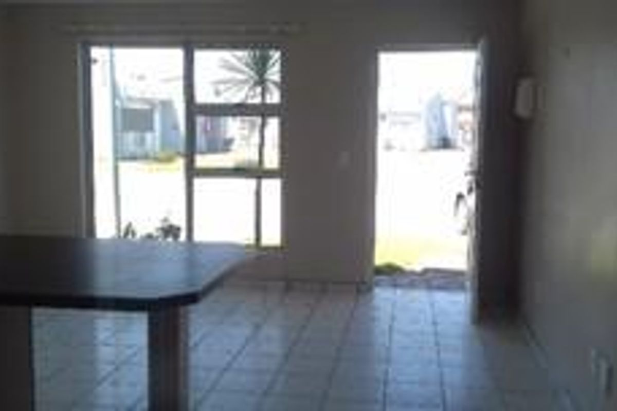Townhouse for Sale - Pelican Village - Tamariskia - Swakopmund - Photo 5