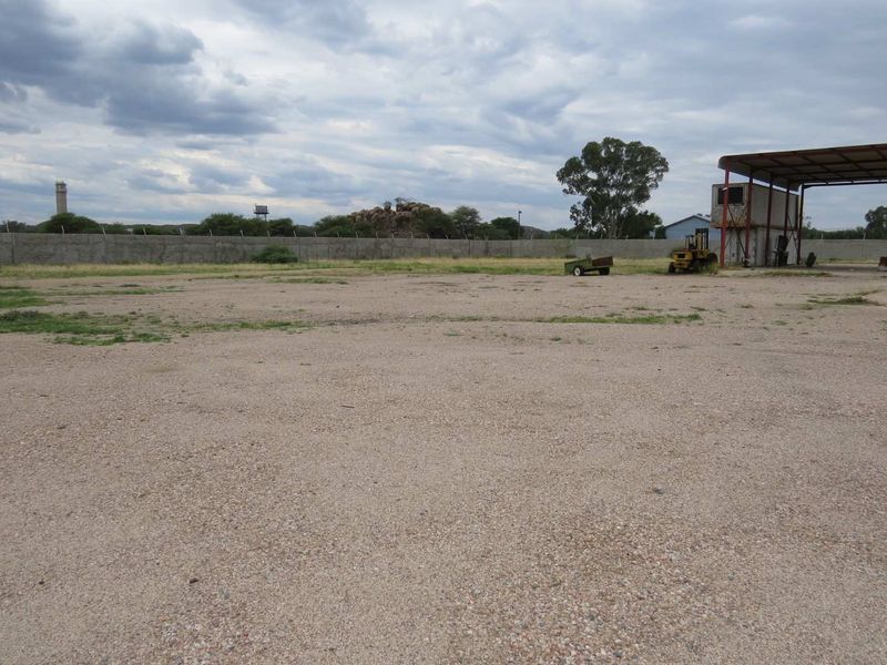 Industrial Property  & Warehouse - Photo 6