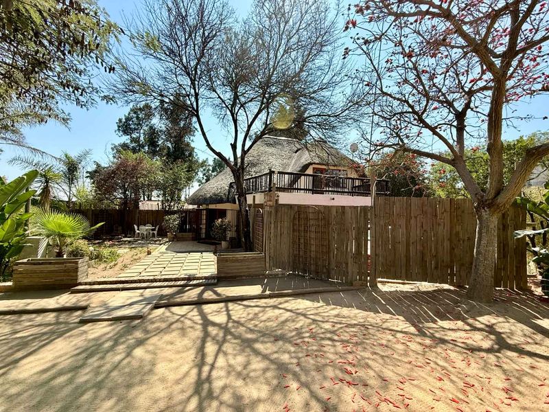🌟 Prime Kyalami Location – Investment Holding with Storage & Multiple Dwellings 🌟 - Photo 9