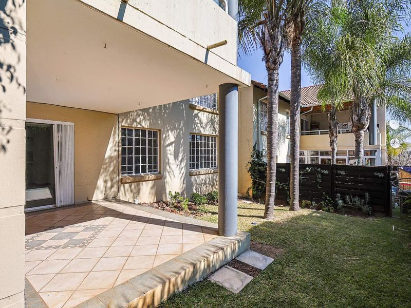 Spacious 2-Bed, 2-Bath Ground Floor Unit in Erasmuskloof! - Photo 3