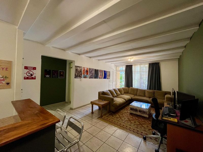 Ground-Floor Stack Unit in Lynnwood Glen! - Photo 3