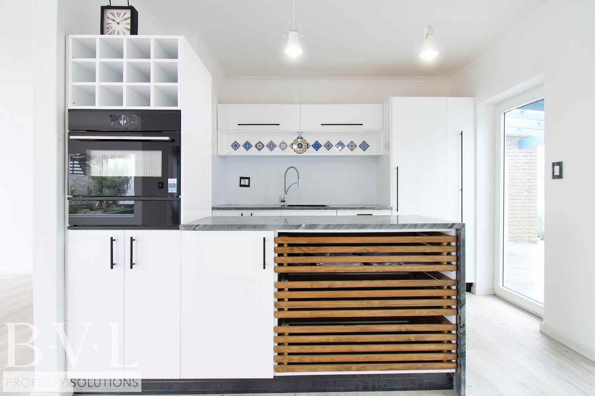 House For Sale - Vineta Swakopmund - Modern Coastal Living: A Rare Single-Level Sanctuary - Photo 2