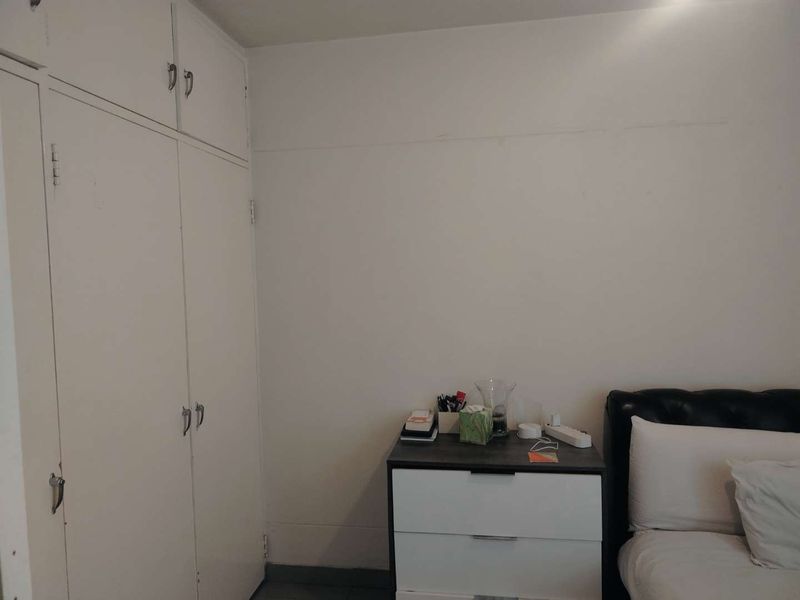 A MODERN APARTMENT - Photo 8