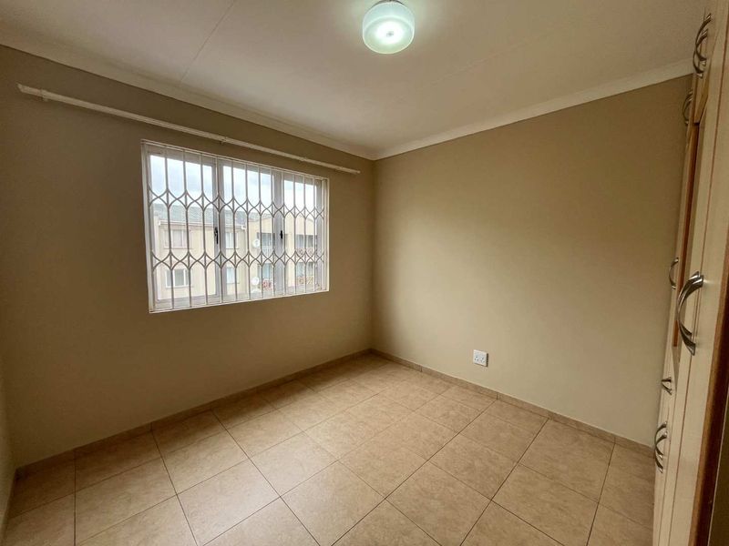 Hendra - 2-Bedroom Apartment for Rent | Prime North Beach Location - Photo 3