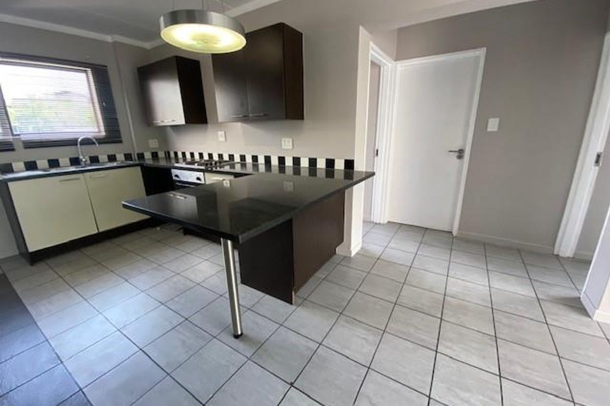 Secure, Stylish Living in The Paddocks – 2-Bed Opportunity - Photo 2