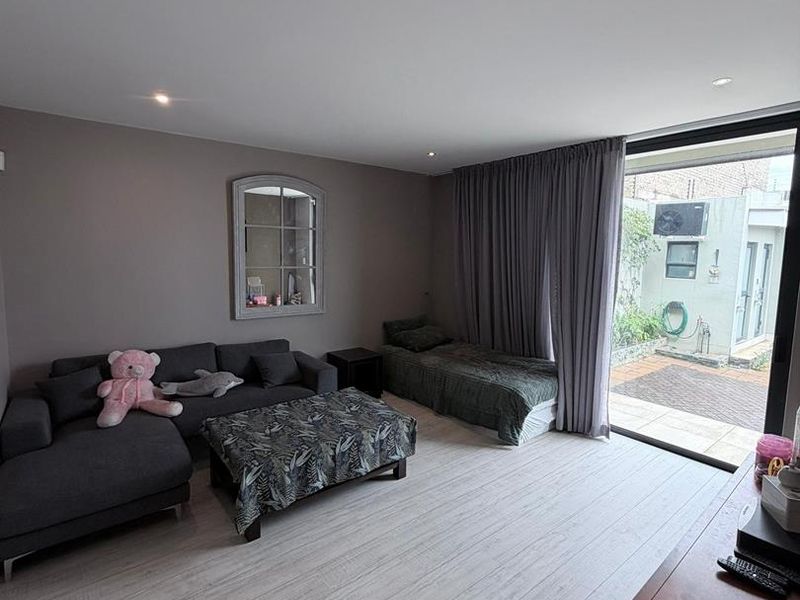 Kleine Kuppe- For Sale- N$7 800 000 - Photo 2