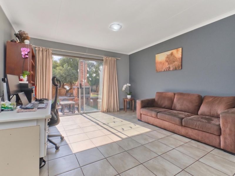 The perfect place to call home. - Photo 10
