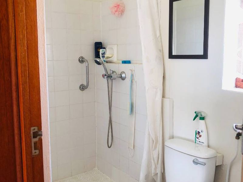 Charming Country-Style Retreat - Photo 7