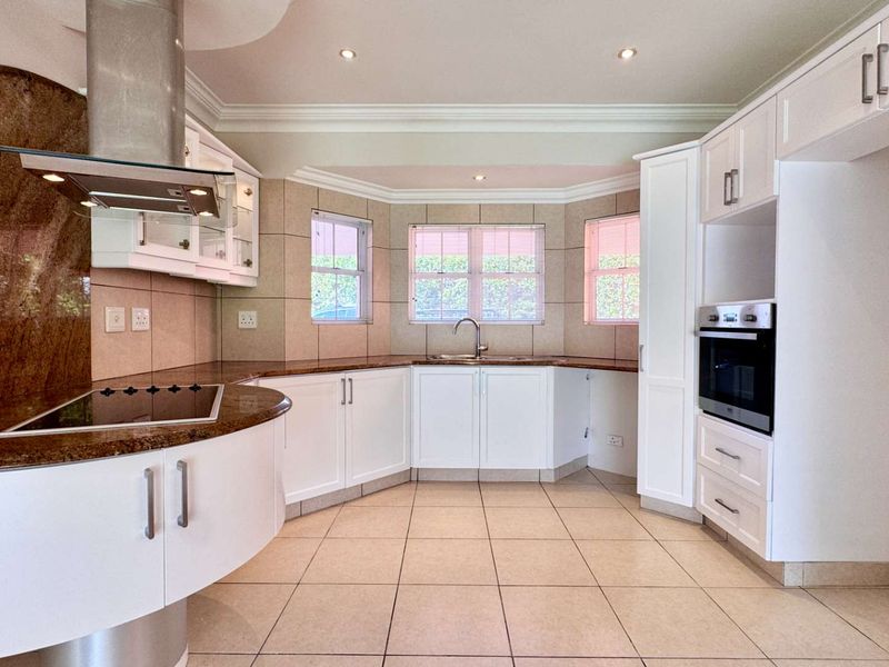 Stepless Living within a secure Gated Estate - Photo 10