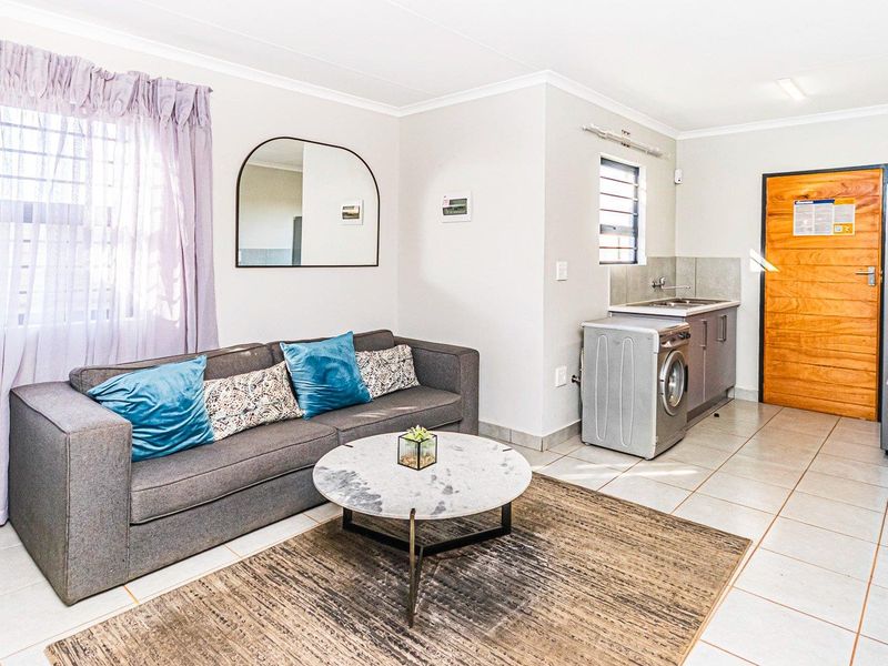 Brand-New Home Offering Exceptional Value in Protea Glen - Photo 5
