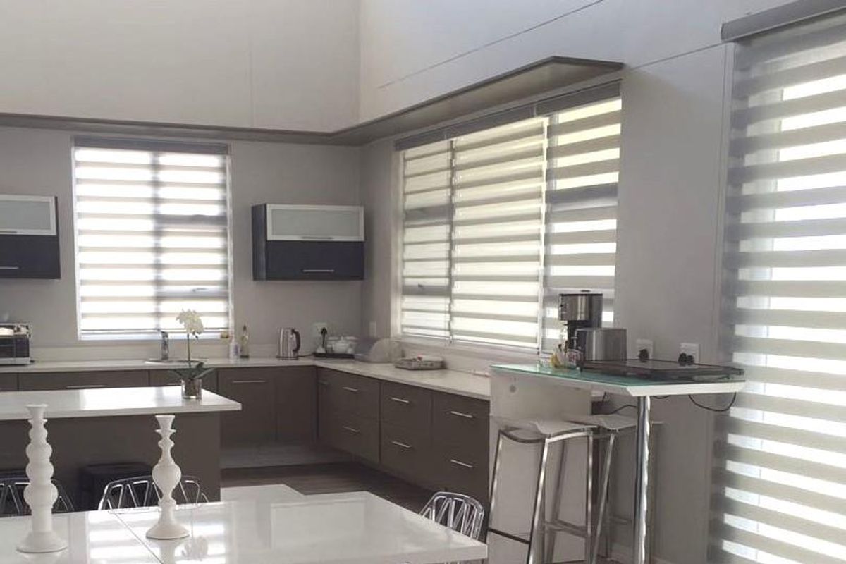 5 Bedroom House with Stunning views on Omeya Golf Estate - Photo 3