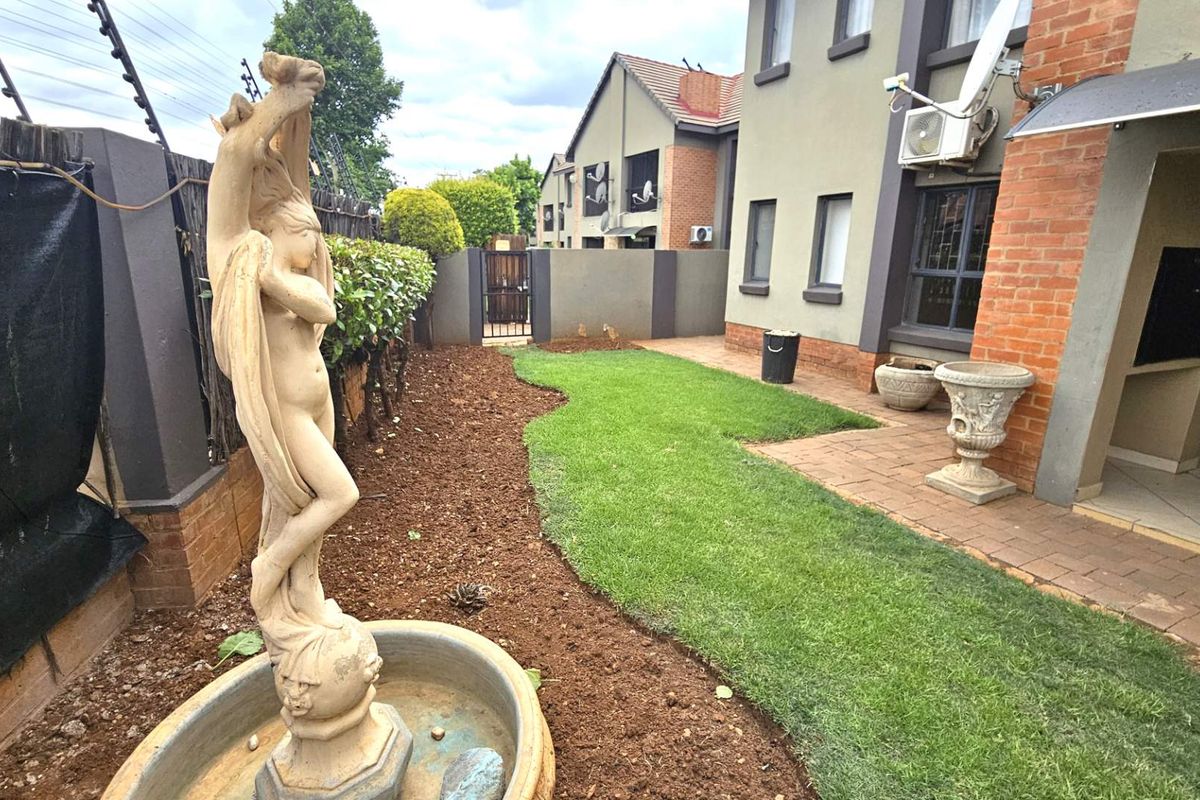 3 BEDROOM TOWNHOUSE TO RENT IN MELODIE HARTBEESPOORT 1st MAY 2026 - Photo 4