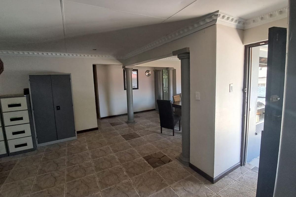 3 Bedroom Home,2 Cottages For Sale!! - Photo 4