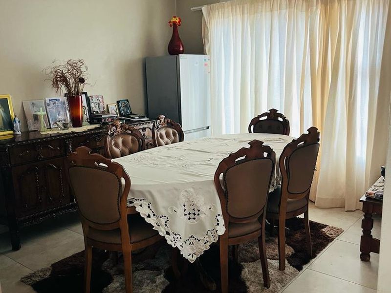 3 Bedroom house in a security ESTATE in Van Rebeeck Park - Photo 6