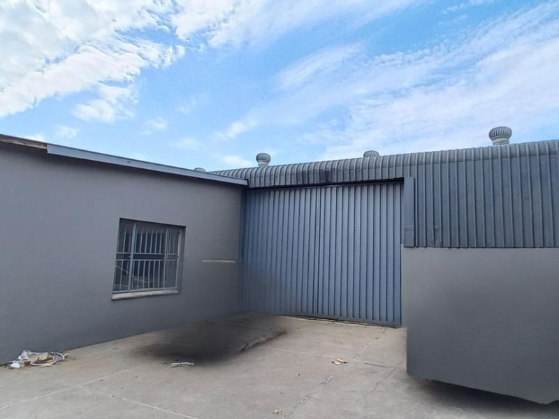 365m2 Isando Warehouse To Let - Photo 4