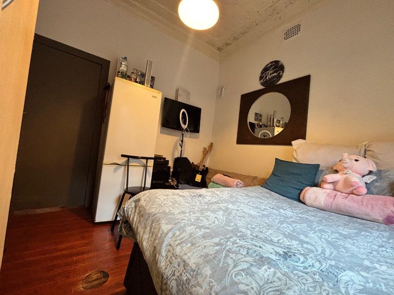 Spacious 3-Bedroom Home with a flatlet for investment - Photo 6