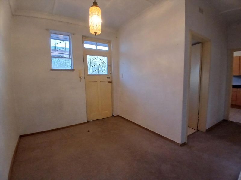 74m2 Lovely Spacious up Stairs unit. - Photo 2