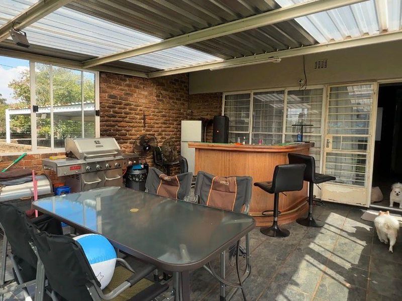 TWO HOMES. ONE INCREDIBLE OPPORTUNITY - Photo 9