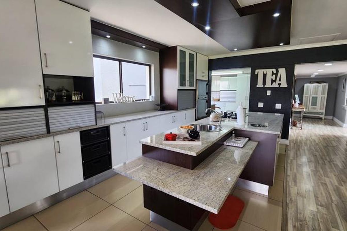 6 Bedroom Vacant Land / Plot For Sale in Blue Saddle Ranches, Midvaal - Photo 3