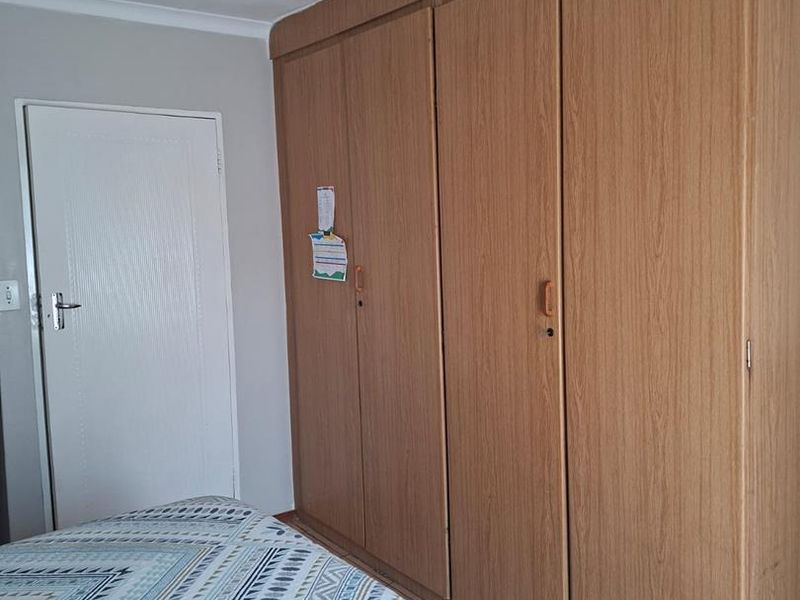 DIE HOEWES - 2 BEDROOM APARTMENT - Photo 8