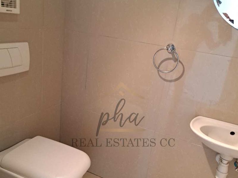 3 Bedr family home for sale in Walvis Bay, selling for N$2.5 mil - Photo 9