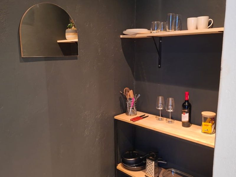 Furnished bachelor garden flatlet within walking distance of the beach - Photo 10