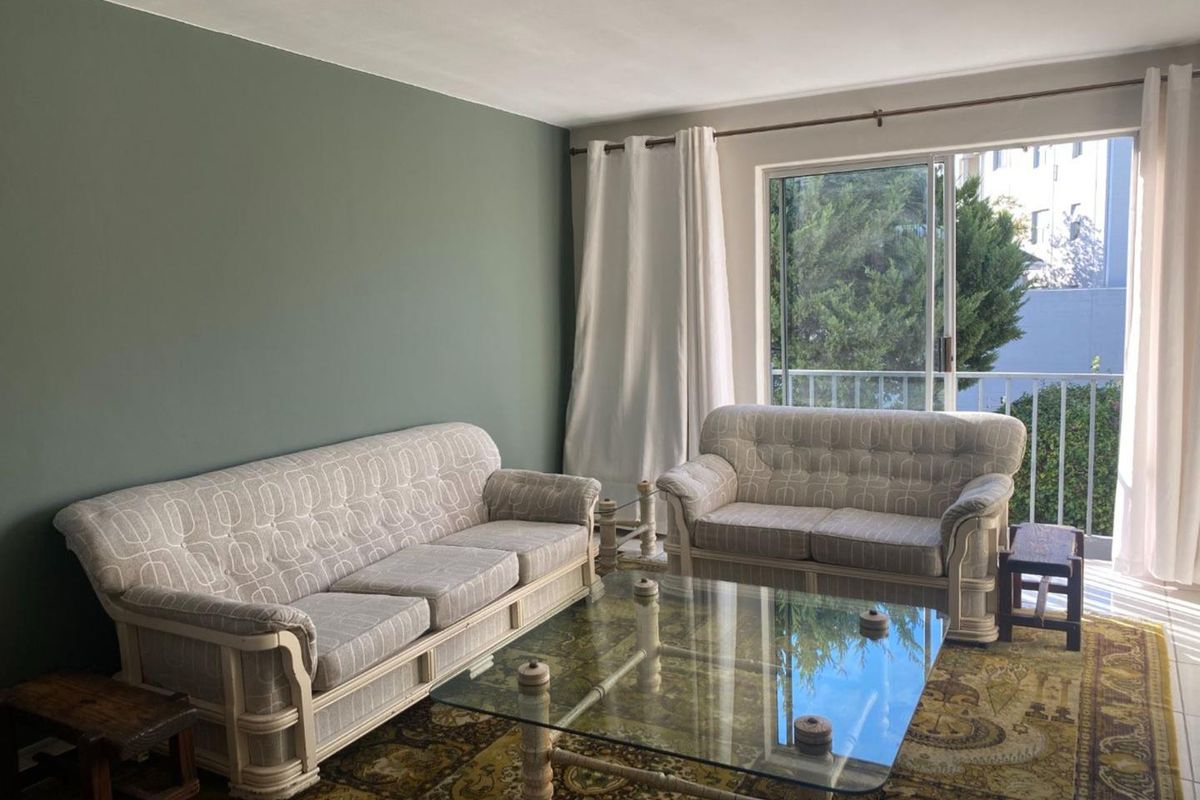 2 bedroom Modern Apartment in HOUT BAY - Photo 3