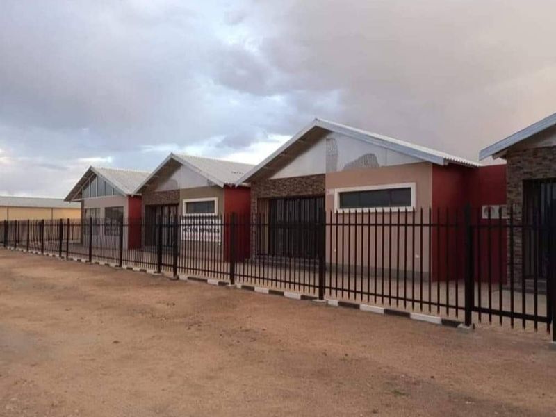 SHOP/OFFICE/RETAIL/STORAGE/WORKSHOP IN OKAHANDJA - Photo 4