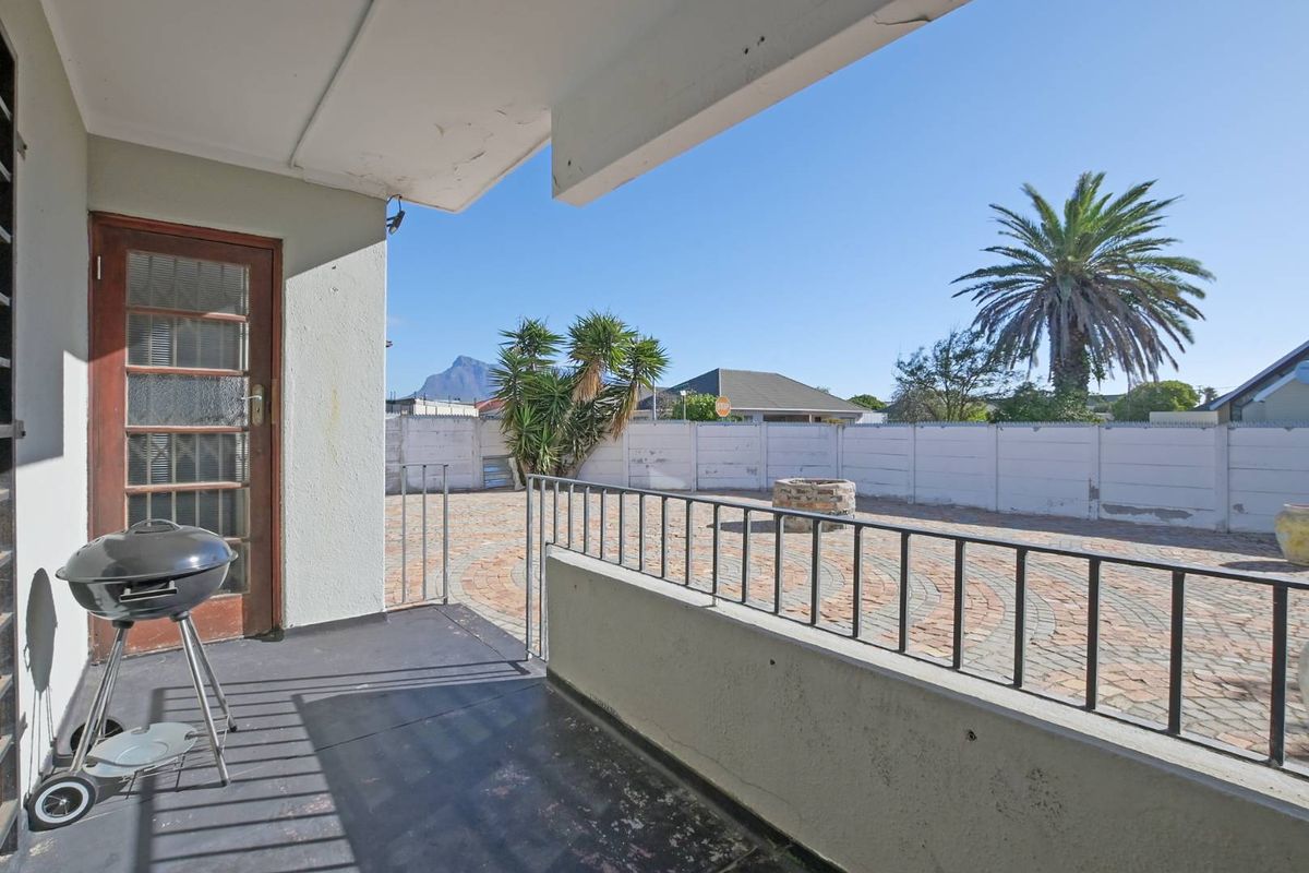 Ground floor Apartment with spacious living and entertaining potential - Photo 3