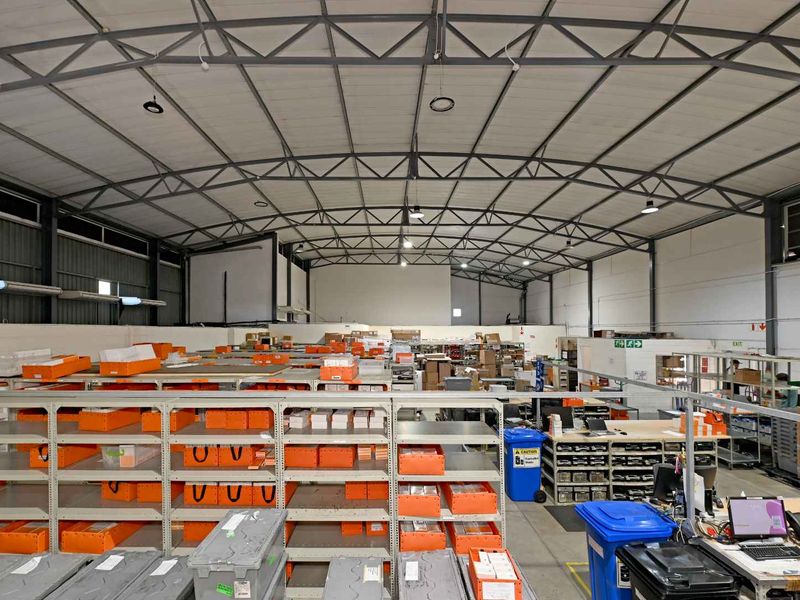 Strategic Industrial Facility in Montague Gardens – Built for Blue-Chip Operations - Photo 2