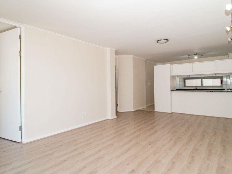 Stylish 2-Bedroom Apartment in "The Claremont" – Prime Location, Ultimate Convenience - Photo 2