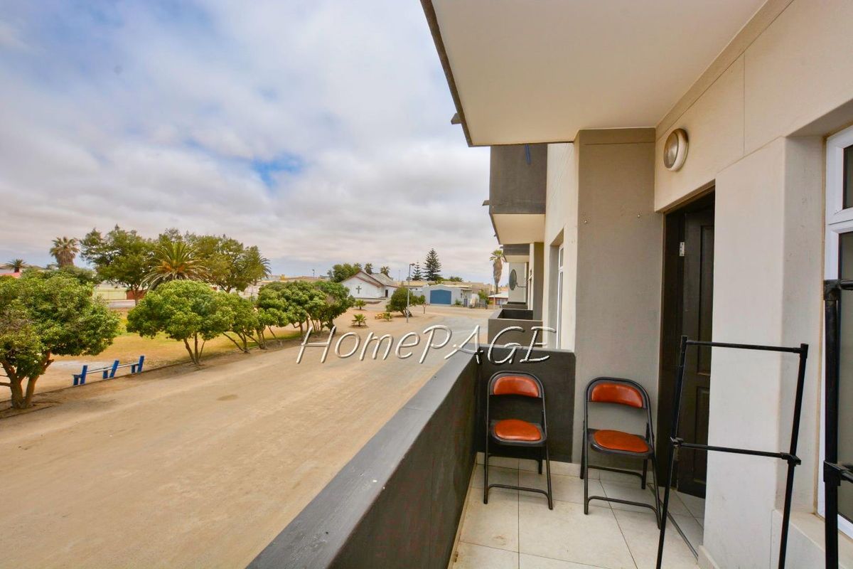 Hermes, Walvis Bay:  Apartment in Edelweiss Heights is for sale - Photo 5
