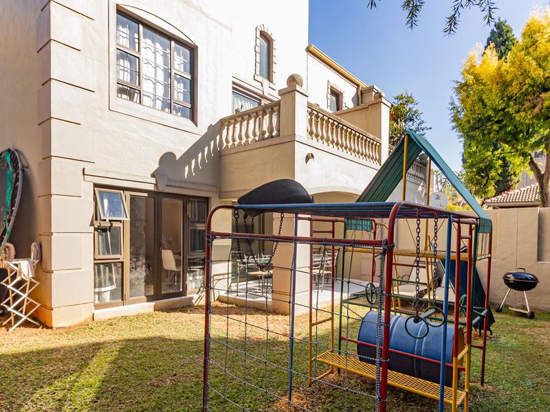 Family Focused 2 Bedroom Apartment For Sale - Photo 9