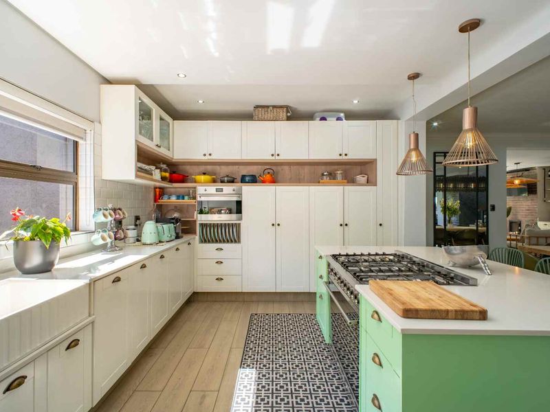 A Luxurious Home for Sale in Midlands Estate - Photo 7