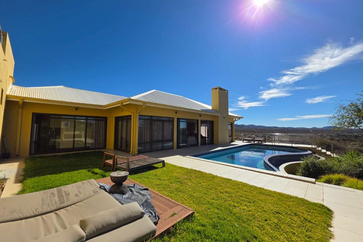 6 Bedroom Mansion in Herboth's Blick - Photo 3