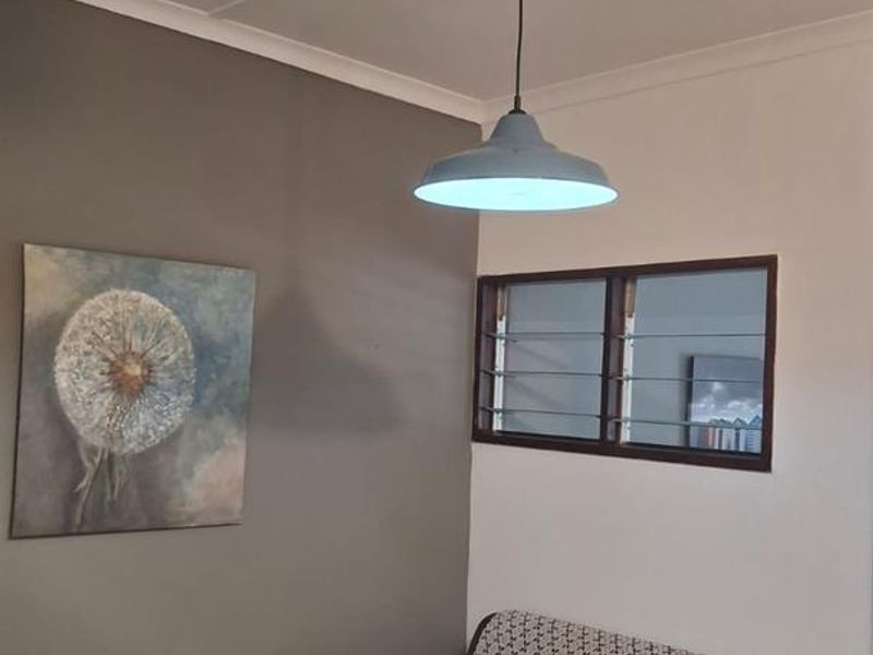 St Lucia Apartment in Family-Friendly Complex 🏖️ - Photo 7