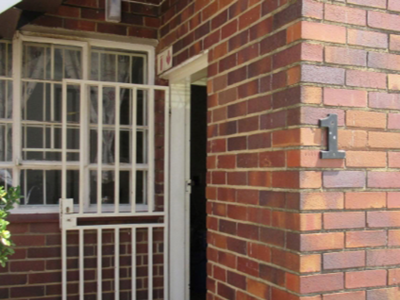 Sunny And Cosy - Photo 2