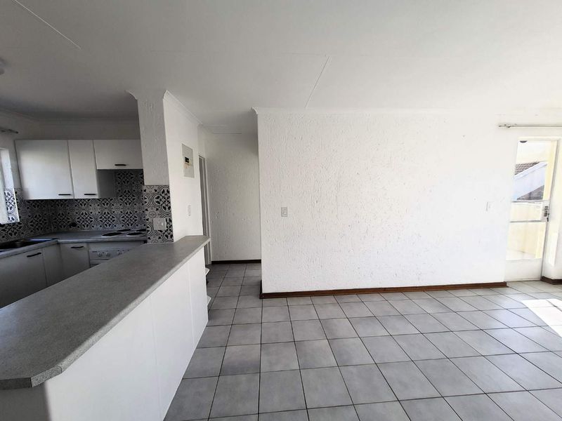 Perfectly positioned 1 Bedroom Apartment - Photo 8