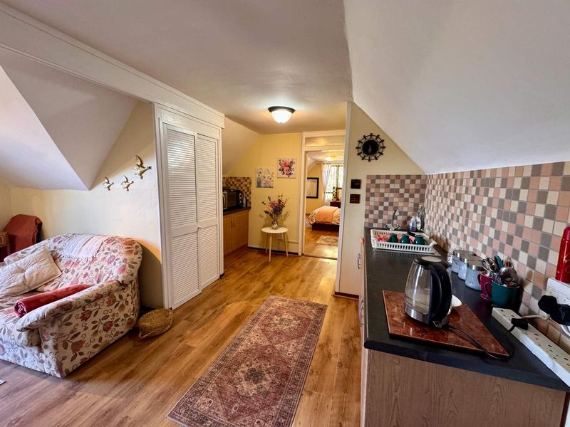 FOR RENT  |  Bothas Hill |  1 Bedroom FURNISHED Apartment - Photo 4