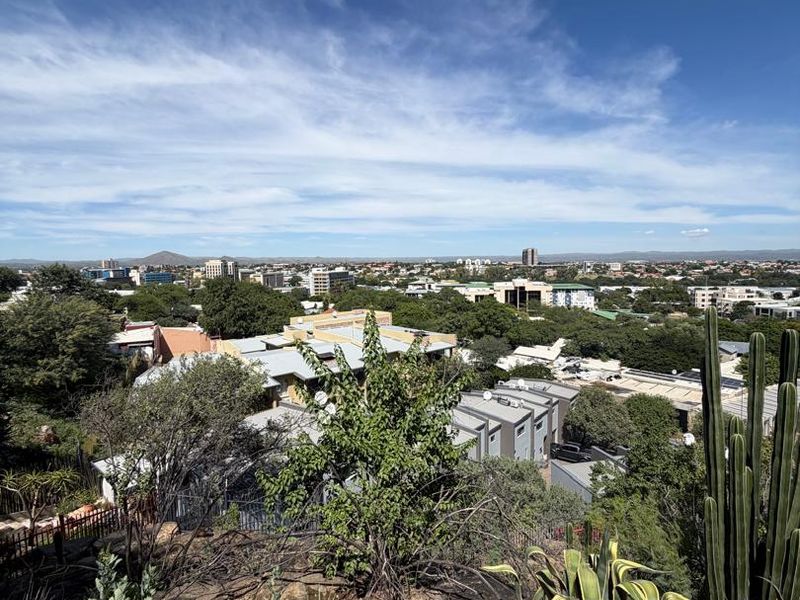 Where opportunity meets location — your future offices in the heart of Windhoek - Photo 2