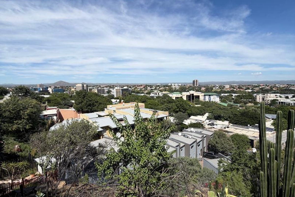 Where opportunity meets location — your future offices in the heart of Windhoek - Photo 2