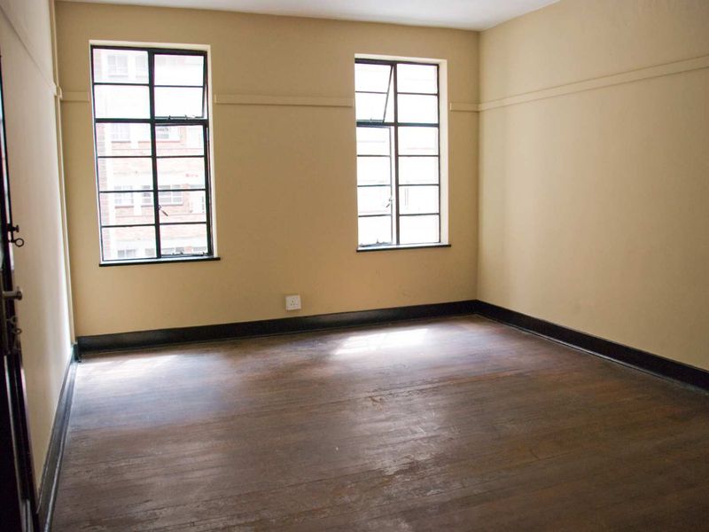 A beautiful 2-3 bedroom property is now available from R3,400 to R4,800.00! - Photo 8