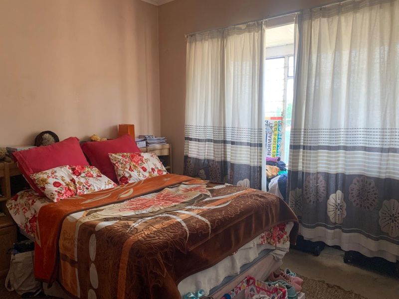 3 bedrooms house for sale in Rosettenville ext - Photo 7