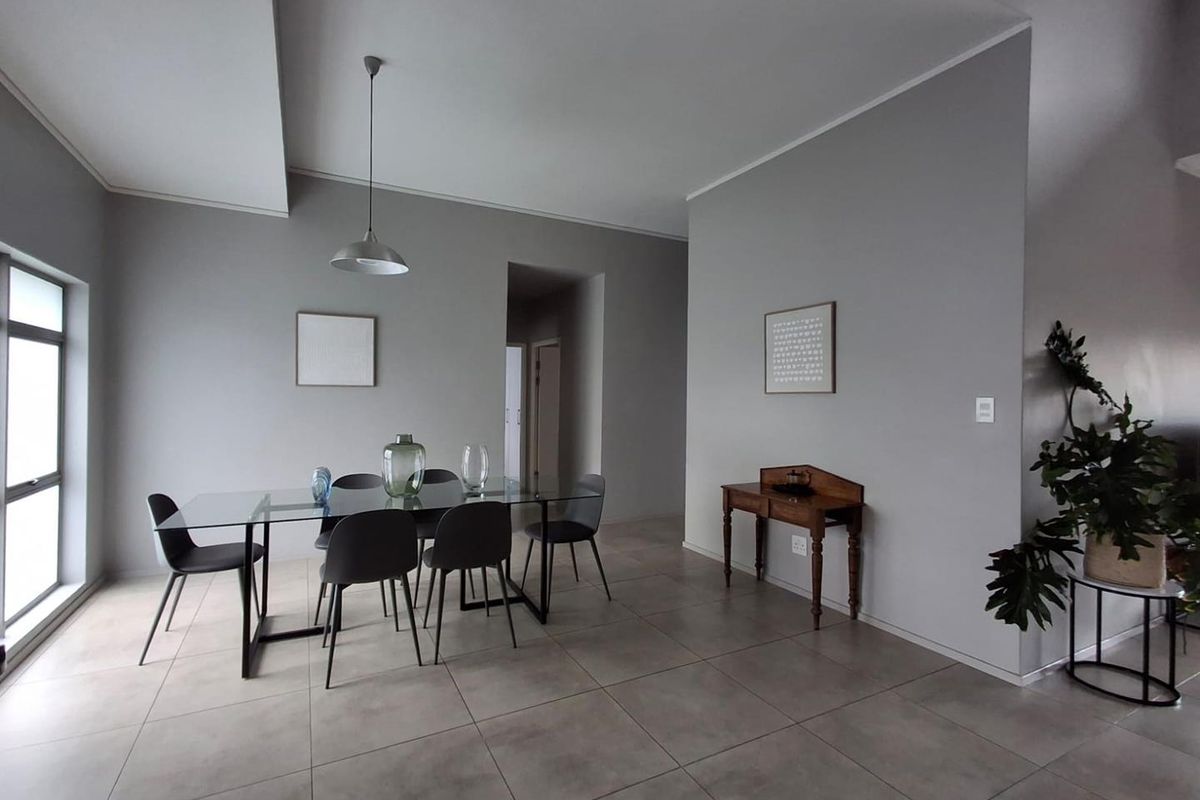 3 BED FURNISHED  APARTMENT OAKLANDS - Photo 2