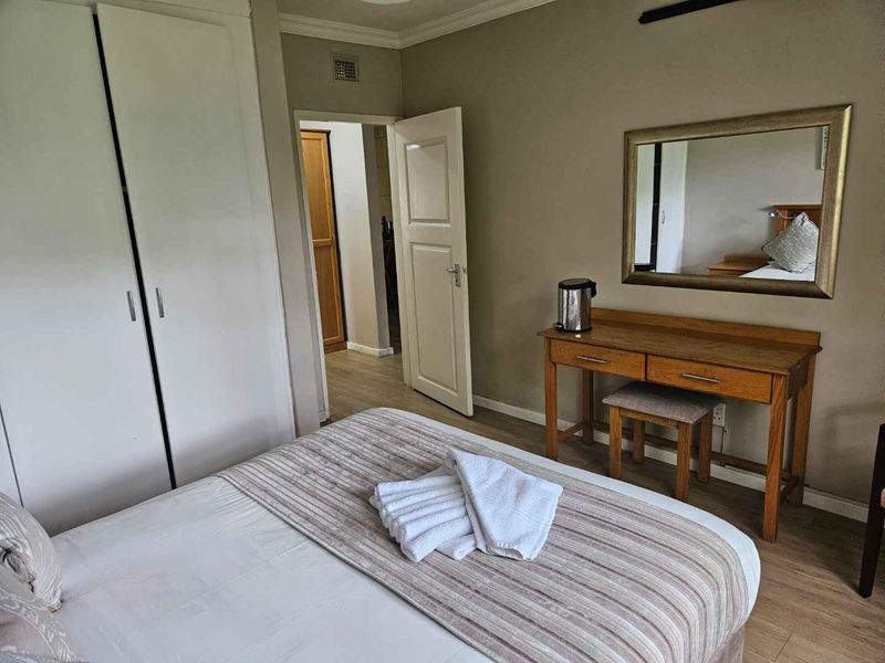 Live Where the Wild Meets the World Heritage - Photo 8