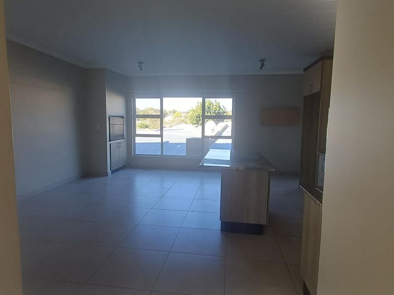 For Sale - Photo 3