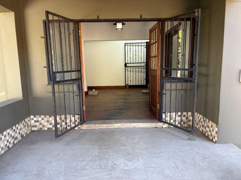 Ideal Home For Sale In Riviera Pretoria - Photo 4