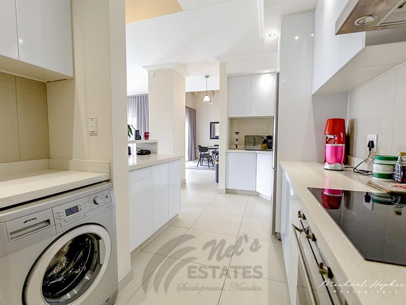 Penthouse For Sale in Central Swakopmund - Photo 7
